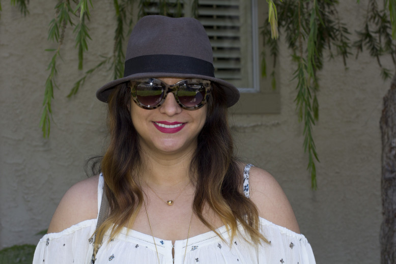 Off-Shoulder-Top-CloseUp