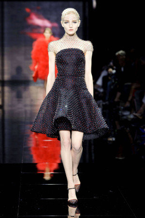 hbz-couture-pfw2014-armani-53-lg