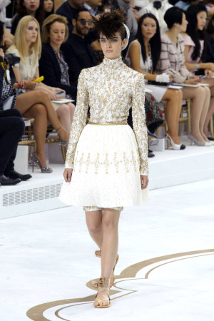 hbz-couture-pw2014-chanel-40-lg