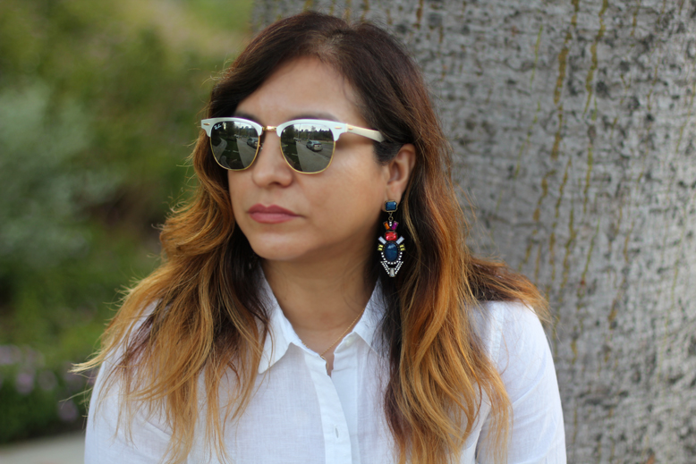 Rossana Vanoni Seasonless Outfit, J. Crew shirt, Revolve Clothing jeans, Baublebar earrings, Ray Ban Clubmaster sunglasses