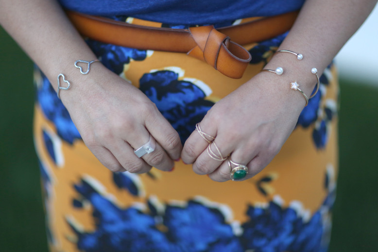 feeling-the-electric-blues-accessories-blogger