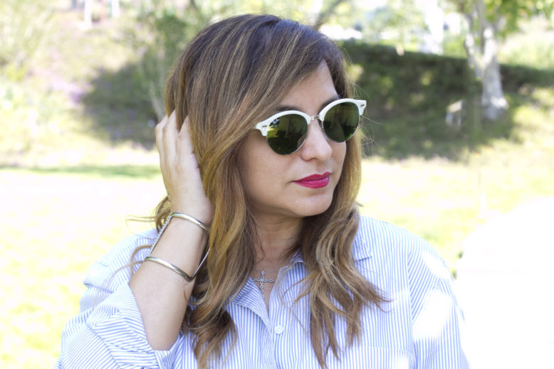 stripes_and_florals_rayban_outfit