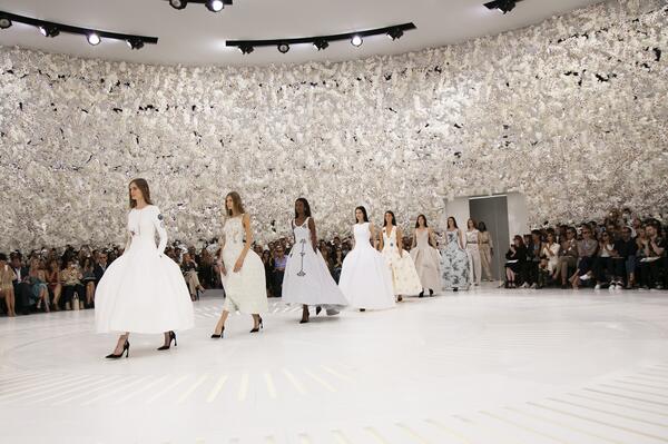 #Dior Couture Leaves Us Breathless at #ParisFashionWeek