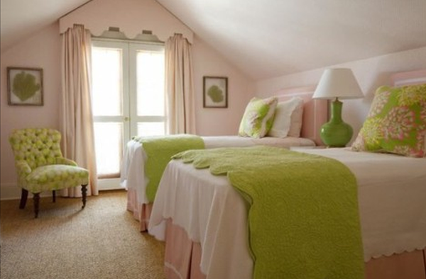 vintage-style-teen-girls-bedrooms. Photo Credit: www.drprem.com