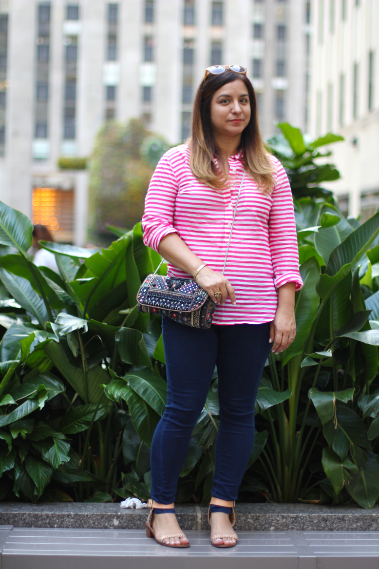 Rossana Vanoni 5th Avenue Rockefeller Center Old Navy shirt, Topshop jeans, Urban Outfitters clutch, Chinese Laundry sandals