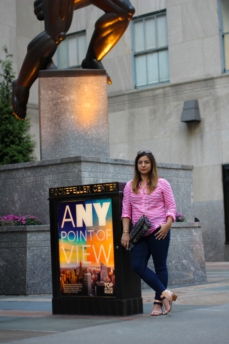 Rossana Vanoni 5th Avenue Rockefeller Center Old Navy shirt, Topshop jeans, Urban Outfitters clutch, Chinese Laundry sandals