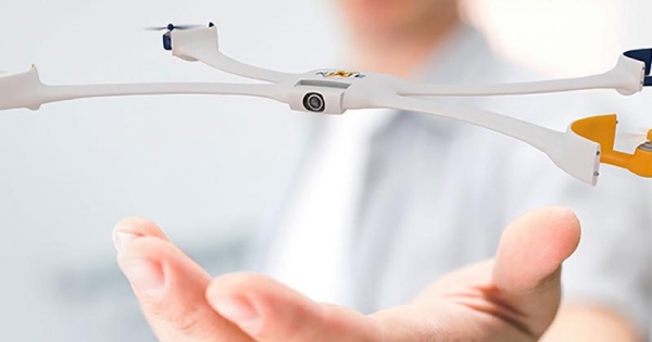 Wearable Flying Selfie Camera Coming Soon to Runway Shows