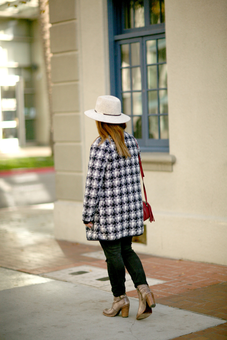 Cabi-Outfit-Trench-Coat-Jeans