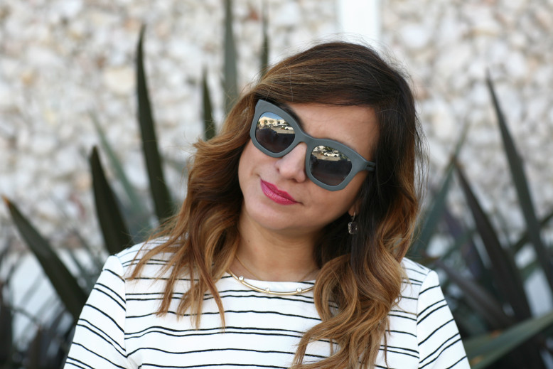 Black-and-Strips-SunglassesBlogger