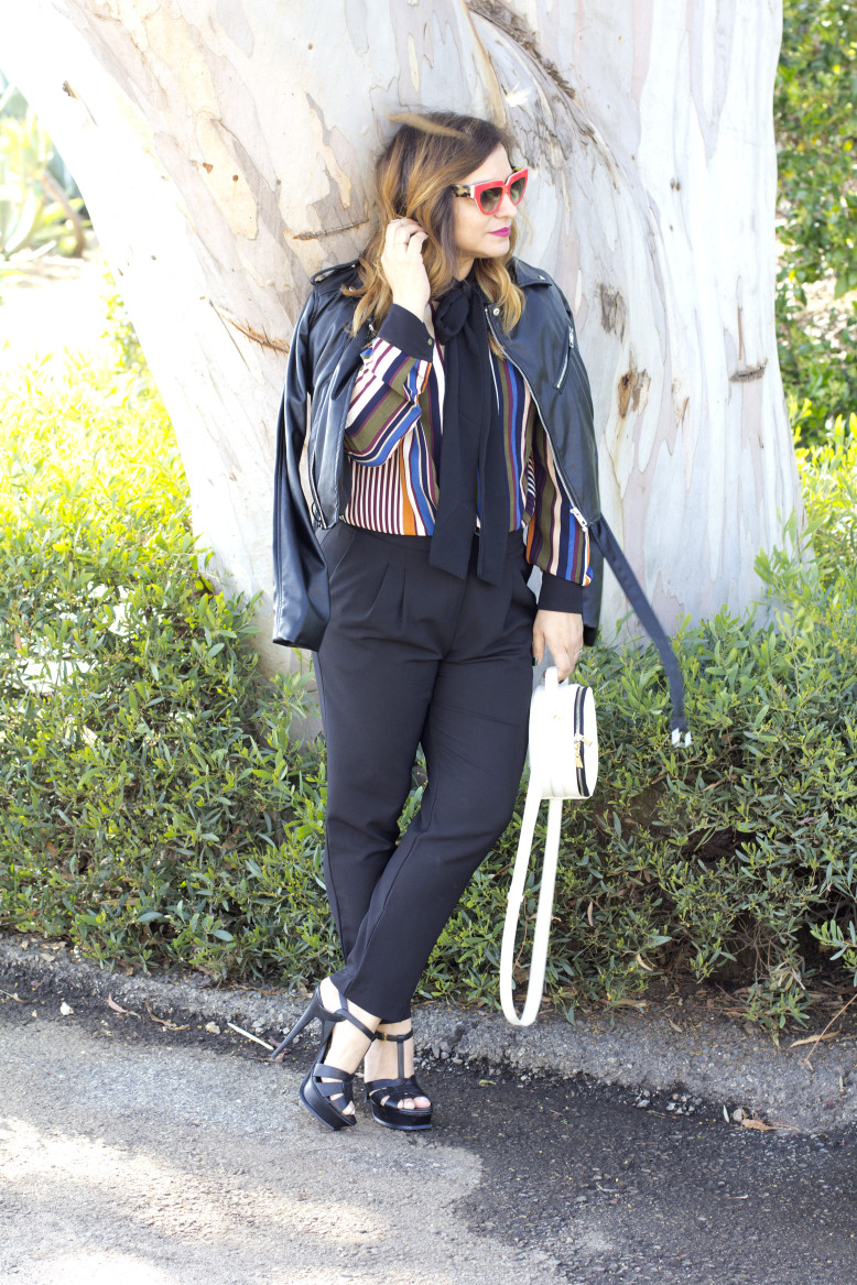 stripes-and-necktie-streetstyle-outfit