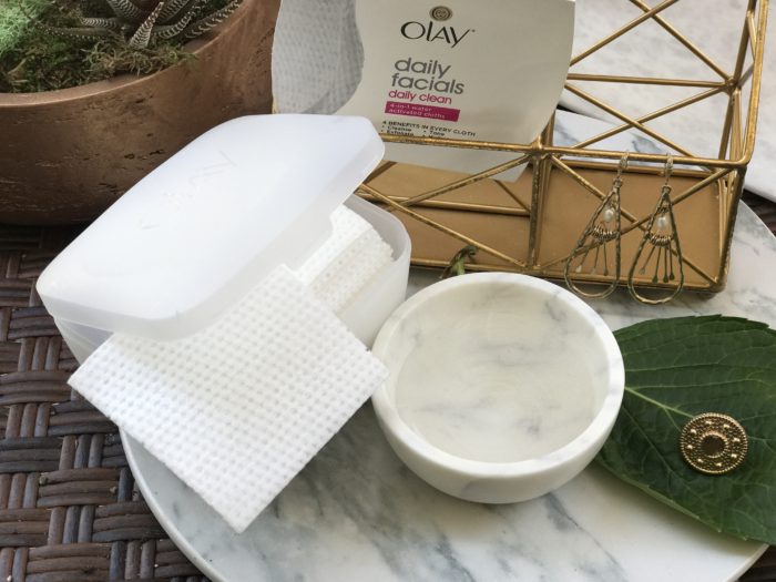Olay Daily Facials aka The Best Cleansing Cloths 2